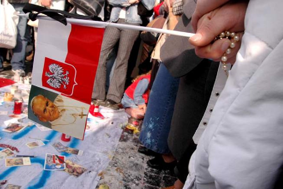 Mourning the Pope 1