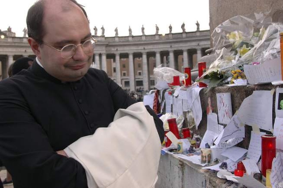 Mourning the Pope 1