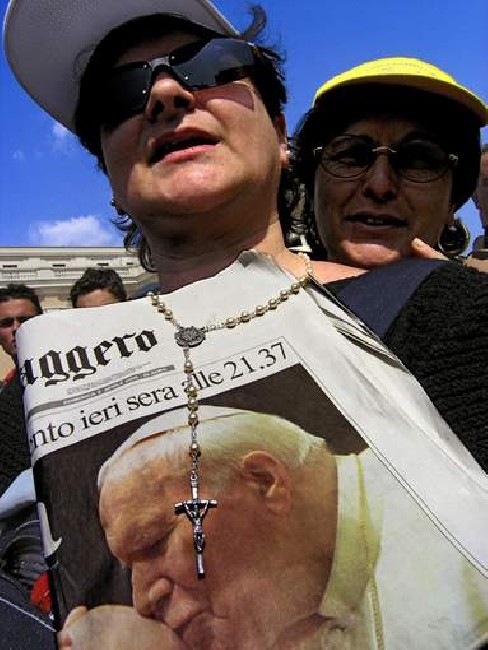 Mourning the Pope 2