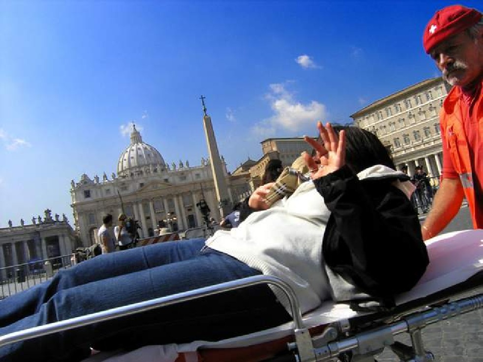 Mourning the Pope 2