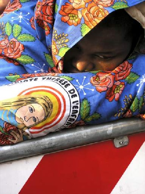 An Emotional Farewell to Pope John Paul The Great_2