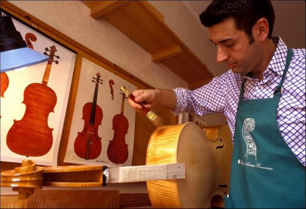 Stradivarius' Heirs 