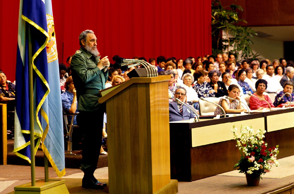 ADIOS !  Comandante Fidel