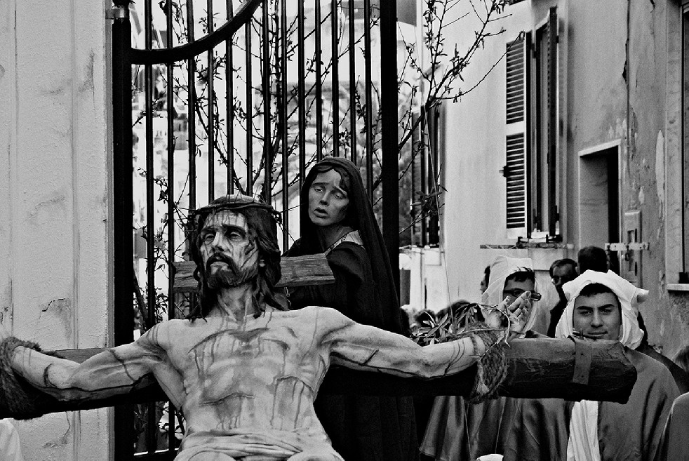 Dead Christ 