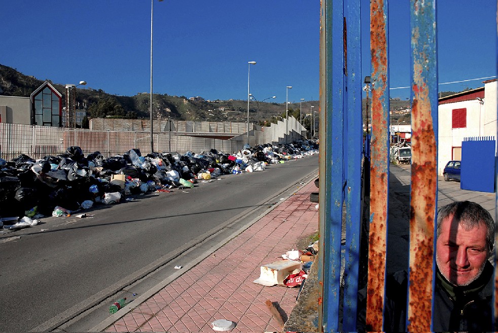 Naples rubbish crisis I 